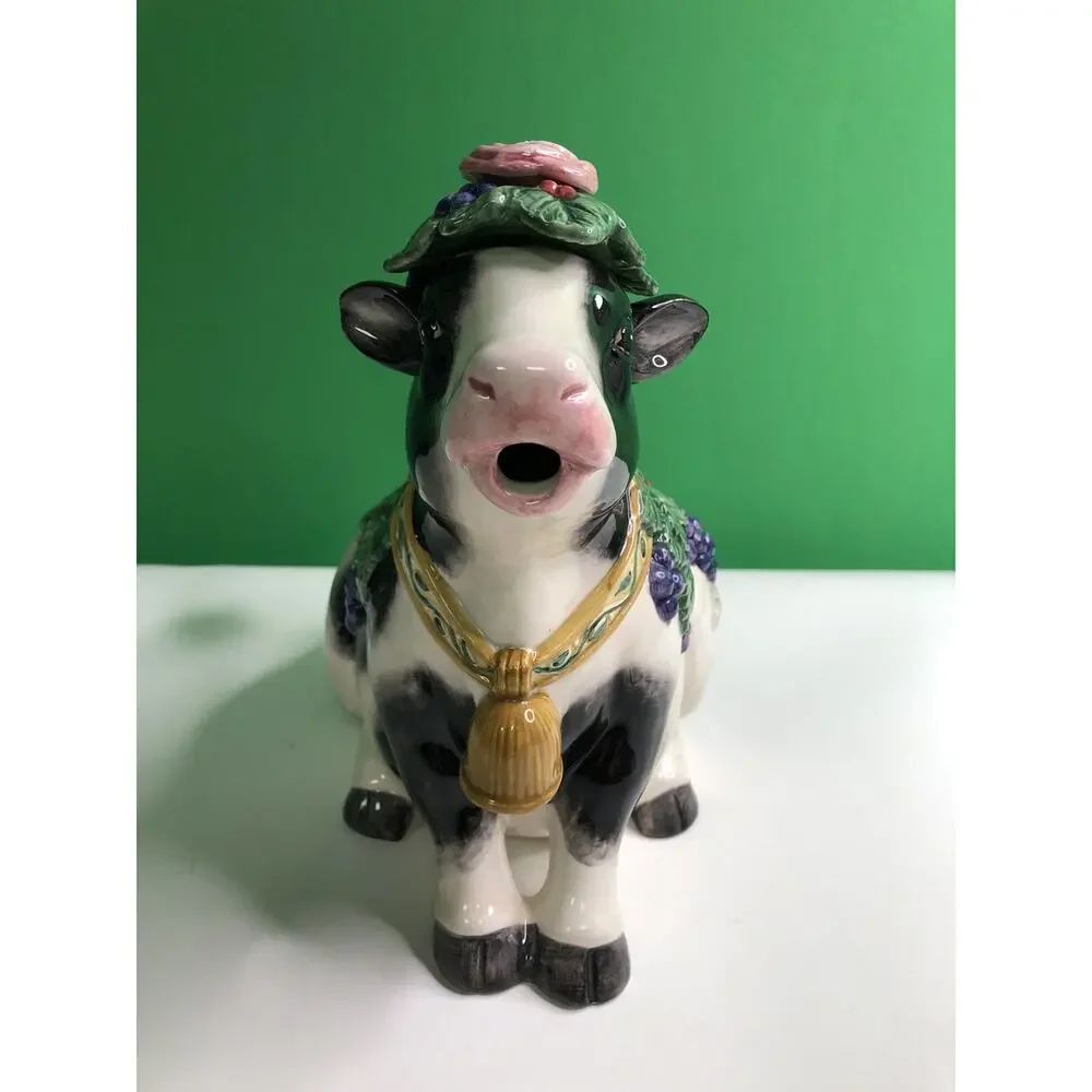 1994 Fitz & Floyd HEIDI HOLSTEIN TEAPOT Pitcher 35 oz Cow Giftware Grapevine Lid